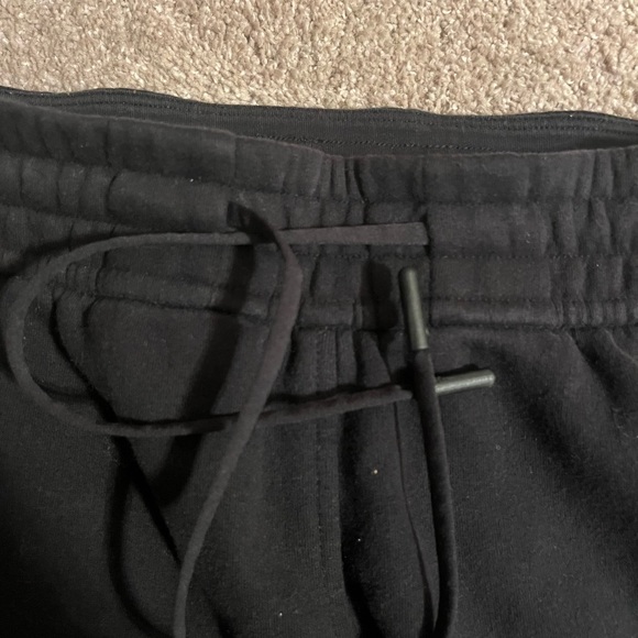 Lululemon Loungeful High-Rise Wide Leg Crop - Picture 2 of 8